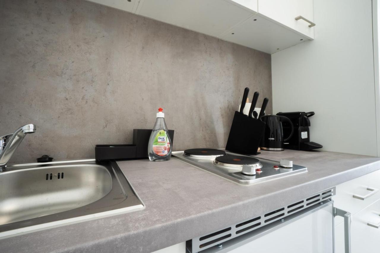 Modern 1-Bedroom Apartment Next To Praterstern Відень Екстер'єр фото